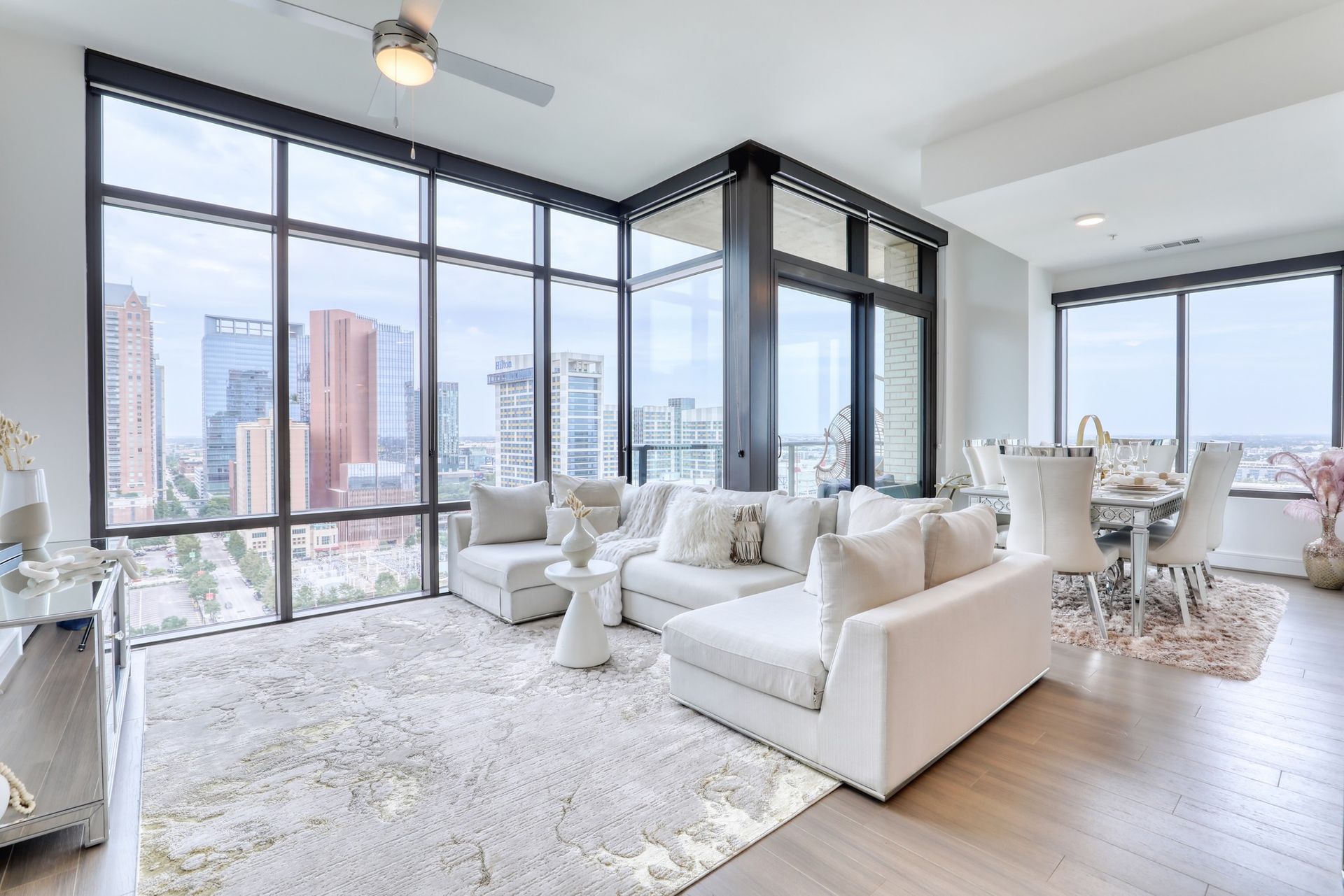 Real estate photography in Houston, Texas by The Yong Home Services